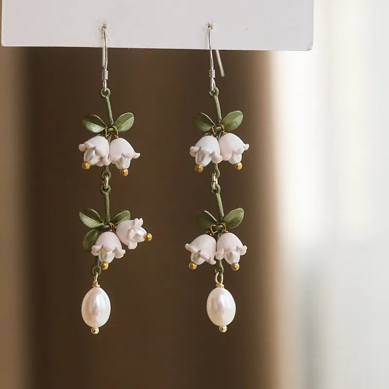 Fresh Green Leaves Drop Earrings For Women Girls Elegant Long Flower Pearl Hook Brincos Jewelry Gift