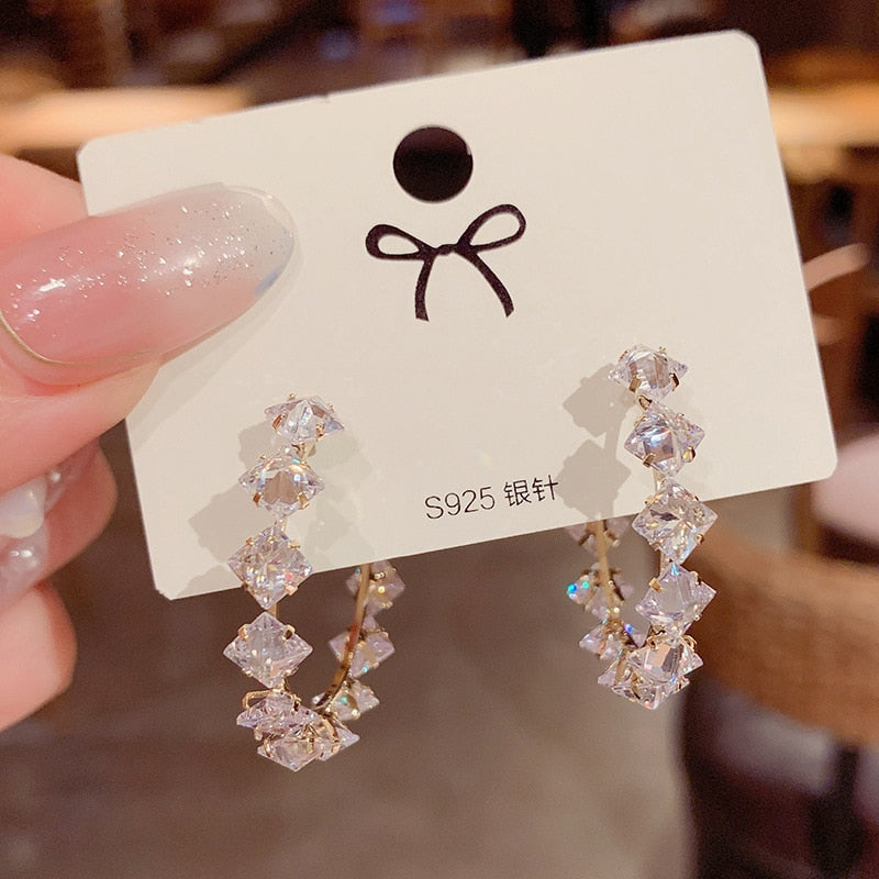 Silver Color Round Cute Bling Zircon Stone Stud Earrings for Women Fashion Wedding Bride Jewelry New Korean Party Earrings