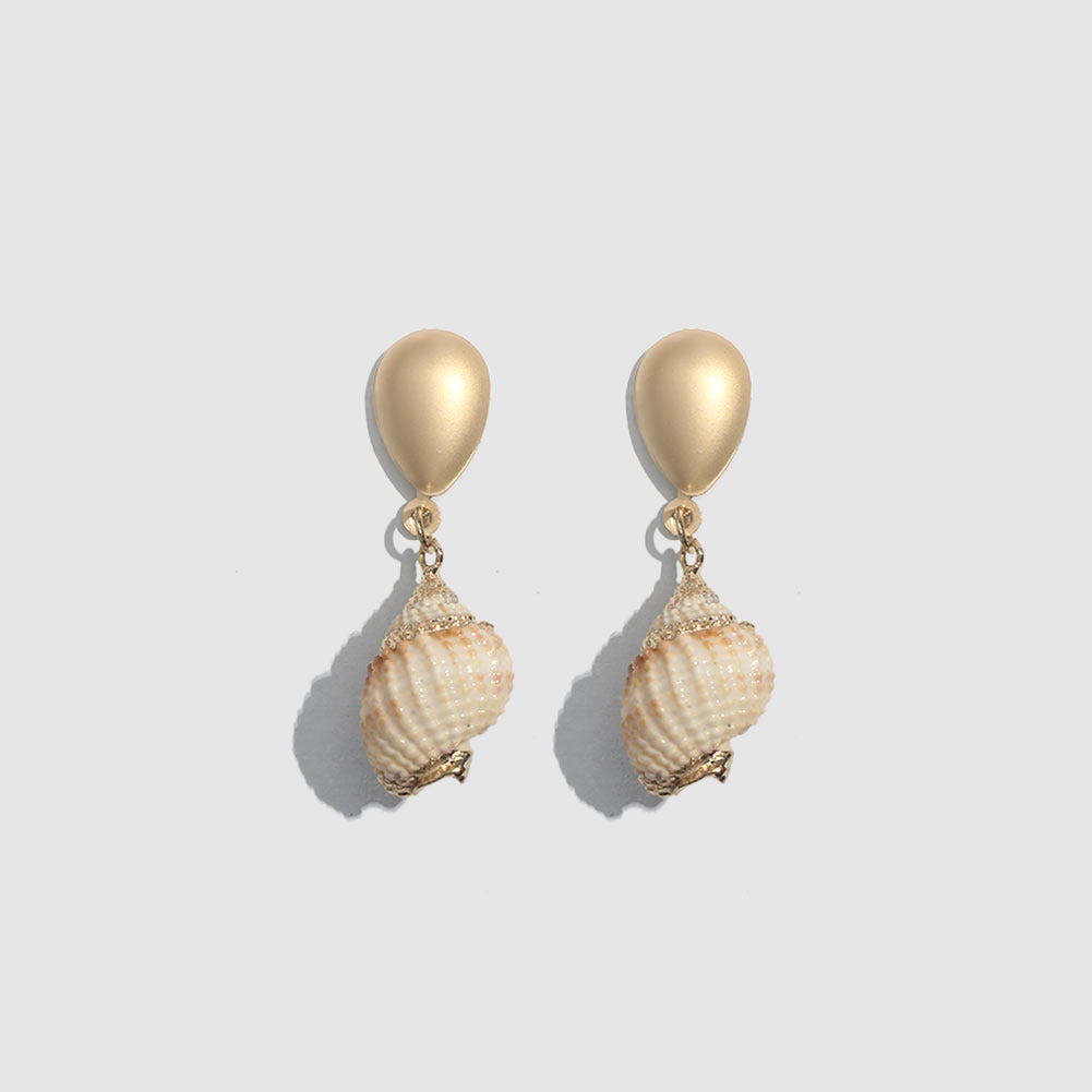 Maytrends Natural Conch Shell Dangle Drop Earrings For Women Bohemian Wedding Gifts Trendy Summer Pendant Earrings Jewelry