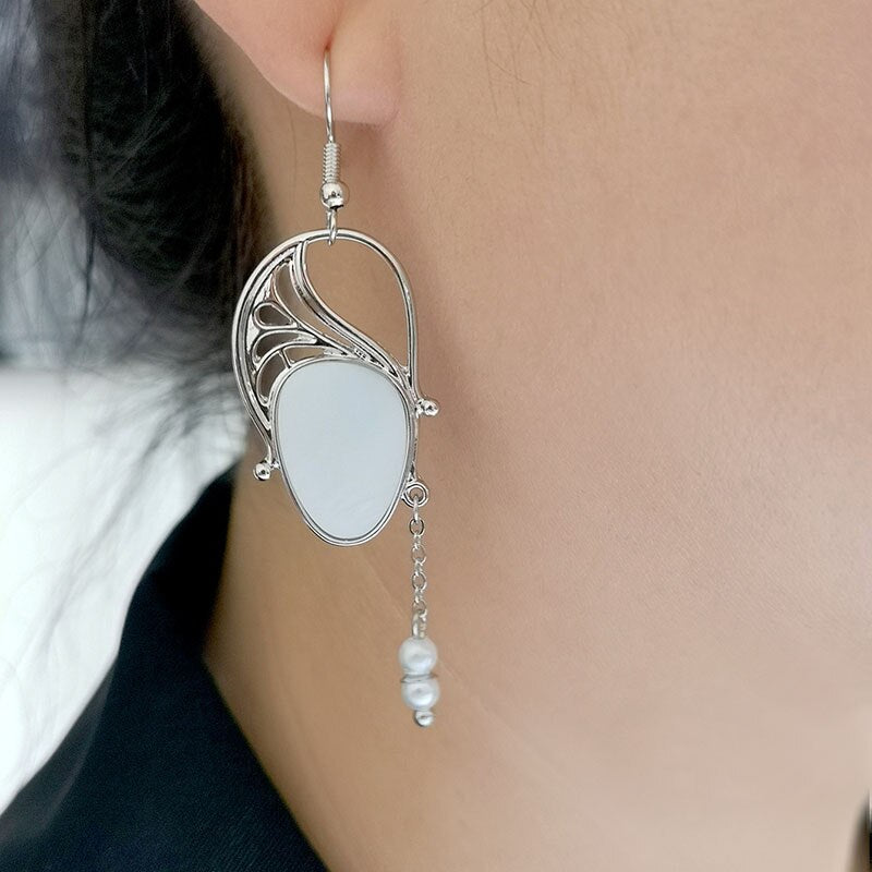 Fashion Swan Mussel Shell White Stone Earrings Ceative Design Silver Color Pearl Chains Pendant Lady Drop Earrings