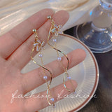 Maytrends New Style Simple Hollow-out Flower Pearl Celebrity Atmosphere Earrings Fashion Retro Earrings Earrings for Women