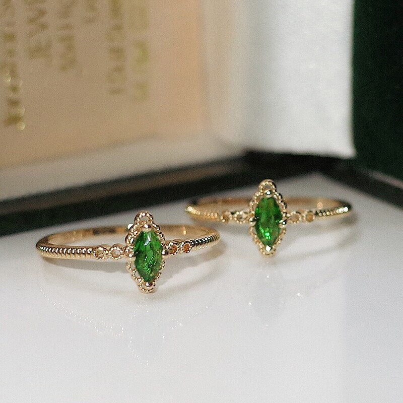 Rundraw Classic French Women's Copper Green Jade Zircon Ring For Fine Simple Female Party Jewelry Gift Rings Band