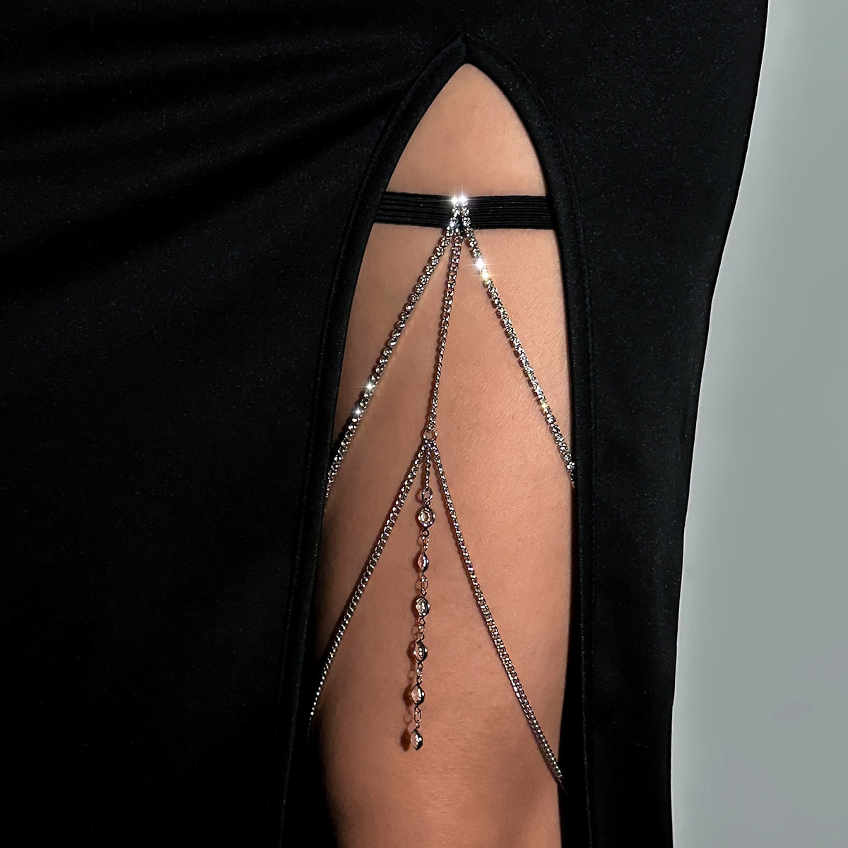Maytrends Bohemian Crystal Glass Pendant Tassel Thigh Chain Sexy Rhinestone Double Leg Chain Bikini Beach Summer Body Jewelry