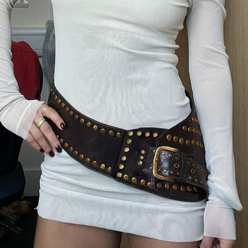 Maytrends Retro Punk Belt Hole Style Asymmetric Belt Chic Rivet Stitched Leather Belt for Women Gothic Streetwear Punk Grommet Jeans Belt