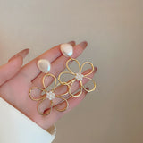 Maytrends New Style Simple Hollow-out Flower Pearl Celebrity Atmosphere Earrings Fashion Retro Earrings Earrings for Women