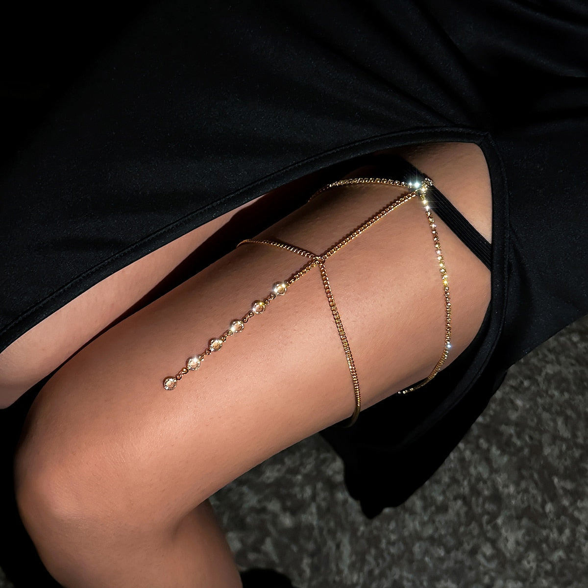 Maytrends Bohemian Crystal Glass Pendant Tassel Thigh Chain Sexy Rhinestone Double Leg Chain Bikini Beach Summer Body Jewelry