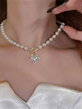 Maytrends Fashion Imitation Pearls Collar Vinatge ABS Pearl Pendant Necklace For Women Simple OT Buckle Clavicle Chain Party Jewelry