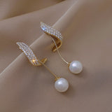 New pearl long earrings simple geometric pearl retro metal exquisite French earrings