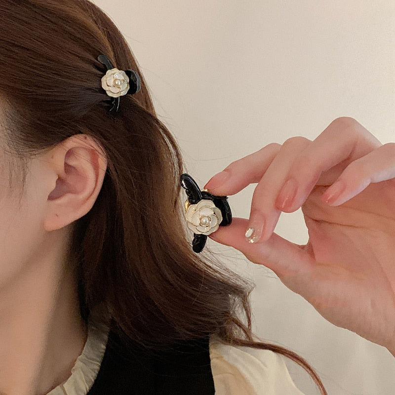 Maytrends Lovely Small Flower Vintage Hair Claw Clips for Women Girls Retro Hairpin Headband for Hair Accessories Headwear Ornament