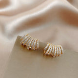 New Pearl Zircon Butterfly Stud Earrings for Woman Fashion Korean Jewelry Temperament Girl's Daily Wear Earrings