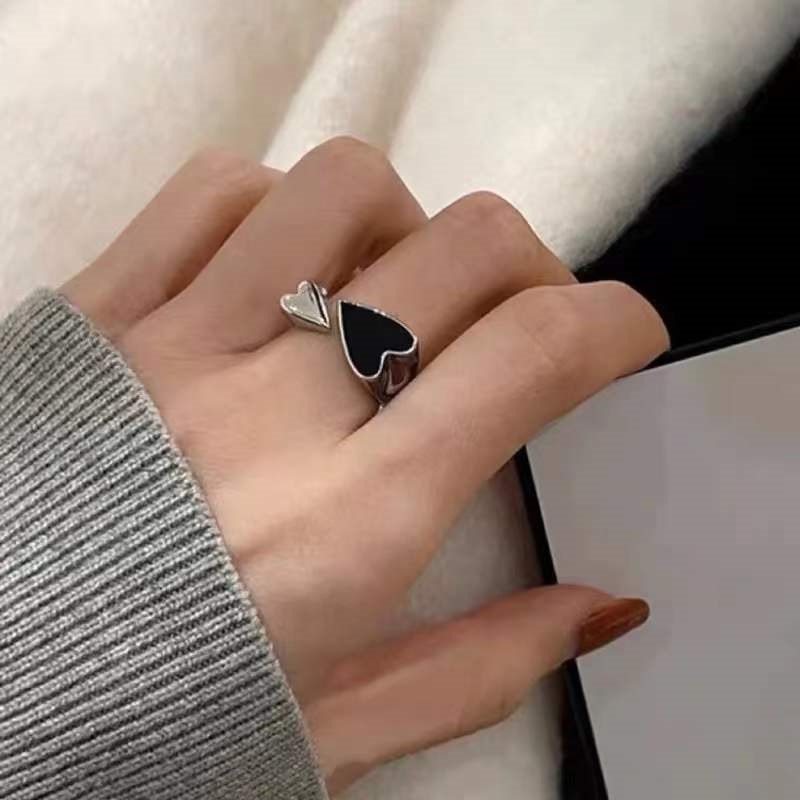 Trendy Two-color Black Heart Rings For Women Minimalist Aesthetic Drop Of Oil Open Rings Female Metal Punk Party Jewelry