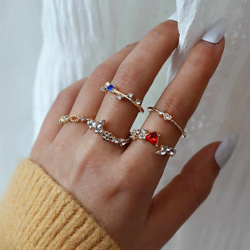 Trendy Exquisite Artificial Blue Red Zircon Heart Flower Ring Set for Women Bohemia Geometric Chain Retro Ring Set Jewelry