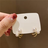 New Pearl Zircon Butterfly Stud Earrings for Woman Fashion Korean Jewelry Temperament Girl's Daily Wear Earrings