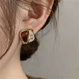 Trendy Vintage Heart Earring Women Classic Black White Stud Earrings Female Fashion Earrings Female Jewelry Gift