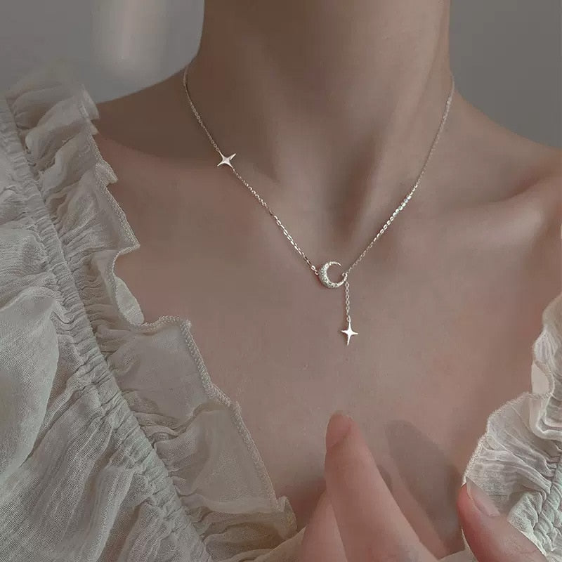Popularity Fashion Moon Star Necklace Geometric Shape Pendant Chain for Women's Fine Accessories