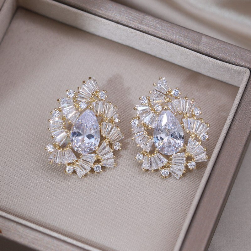 Korea New Fashion Jewelry 14K Gold Plating Luxury Copper Set Zircon Fan Drop Earrings Elegant Women's Wedding Party Accessories