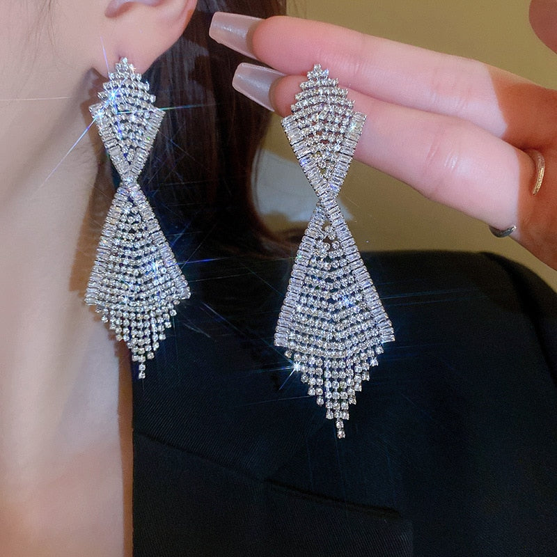 Maytrends Fashion Statement Earring Long Full Rhinestone Big Earrings For Women Euorpe Evening Party Crystal Tassel Earings Wholesale